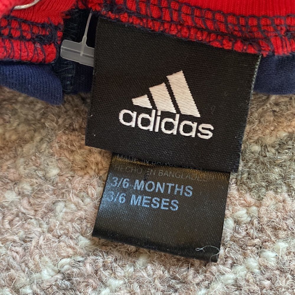 Adidas Twins onsies  - Picture 4 of 6